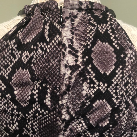90s y2k VTG Michael Kors Gray Snake/Python Sleeveless Halter Top Leather Trim - Picture 7 of 8